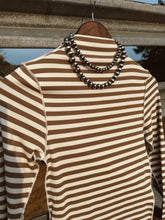Load image into Gallery viewer, The Juniper Top