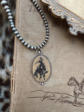 Load image into Gallery viewer, The Broncin pendant