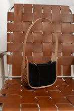 Load image into Gallery viewer, The Maddog Leather Rio Purse - black