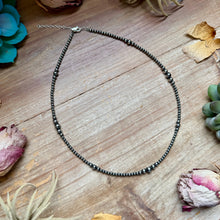 Load image into Gallery viewer, 18 inch Graduated Sterling Silver Pearl Necklace
