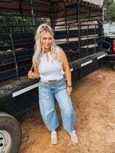Load image into Gallery viewer, The Wilson Barrel Jeans