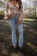 Load image into Gallery viewer, Viral Cindy High Rise Tummy Control Destroy Flare