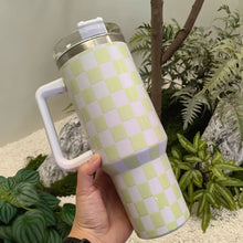 Load image into Gallery viewer, Checkered Tumblers
