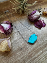 Load image into Gallery viewer, choker turquoise magnesite necklace