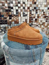 Load image into Gallery viewer, The Platform Slippers