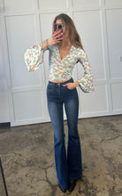 Load image into Gallery viewer, Fiona High Waisted Bell Bottom Flare Jeans - Medium Wash Denim