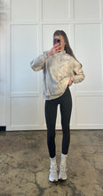 Load image into Gallery viewer, Tilly Oversized Light Camo Mockneck Crew