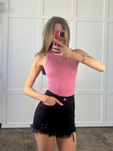 Load image into Gallery viewer, On The Go Distressed Shorts - Black