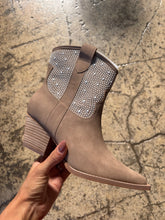 Load image into Gallery viewer, Cannes Cedar Wood Pointed Pearl Embroidered Ankle Bootie