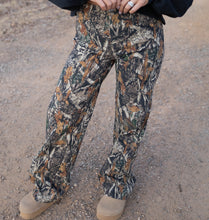 Load image into Gallery viewer, Hidden Agenda Wide Leg Pants