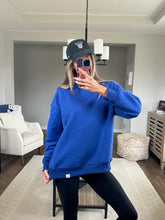Load image into Gallery viewer, Tilly Blue Reversible Oversized Mockneck Crew