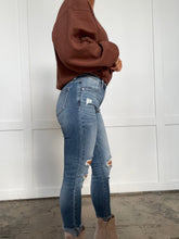 Load image into Gallery viewer, KanCan Medium Wash High Rise Fray Hem Ankle Skinny Jeans