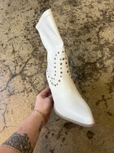 Load image into Gallery viewer, Cityscape Studded Boots