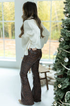 Load image into Gallery viewer, Fiona High Waisted Bell Bottom Flare Jeans - Desert Brown Leopard