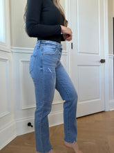 Load image into Gallery viewer, Holly High Rise Straight Leg Jeans
