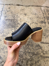 Load image into Gallery viewer, Camille Chunky Heels