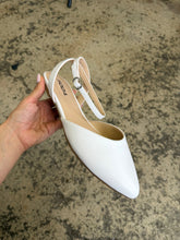 Load image into Gallery viewer, Plain Jane Sandals