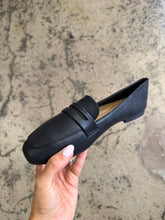 Load image into Gallery viewer, Harriet Loafers