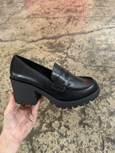 Load image into Gallery viewer, Mary Jane Chunky Block Heels