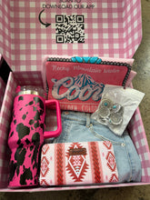 Load image into Gallery viewer, Willow Clothing Co. Country Concert Box