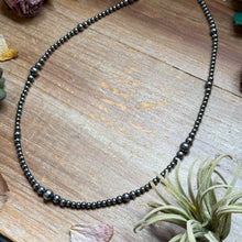 Load image into Gallery viewer, 22 inch Sterling Silver Pearls graduated necklace