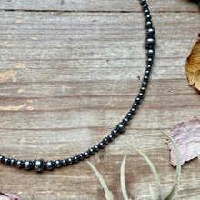 Load image into Gallery viewer, 18 inch Graduated Sterling Silver Pearls necklace