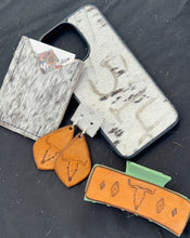 Load image into Gallery viewer, Leather Longhorn Earrings