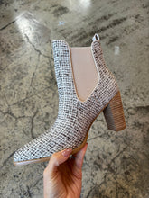 Load image into Gallery viewer, Esmee Pointed Slip on Heeled Ankle Boot