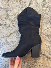 Load image into Gallery viewer, Akito Suede Mid-Calf Heeled Boots