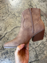 Load image into Gallery viewer, Jolene Embroidered Pointed Heeled Ankle Booties