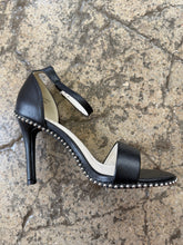 Load image into Gallery viewer, Paisley Studded High Heels