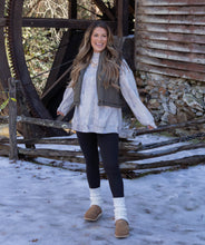 Load image into Gallery viewer, Tilly Oversized Light Camo Mockneck Crew