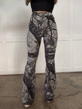 Load image into Gallery viewer, Pattern Flare Bundle (1 Fiona Flare + 1 Surprise Graphic Tee)