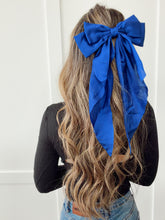 Load image into Gallery viewer, Delilah Silk Hair Bow