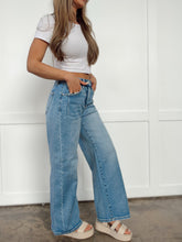 Load image into Gallery viewer, Chloe High Waisted Wide Leg Jeans