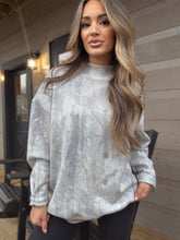 Load image into Gallery viewer, Tilly Oversized Light Camo Mockneck Crew