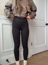 Load image into Gallery viewer, The Everyday Lift Legging