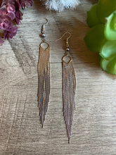 Load image into Gallery viewer, The Chic dangle earrings