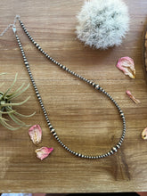Load image into Gallery viewer, 22 inch Sterling Silver Pearls graduated necklace