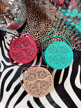 Load image into Gallery viewer, The Que Chula Redondo Leather Tooled Purse {6 Colors}