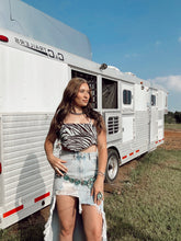 Load image into Gallery viewer, The Henley Zebra Top