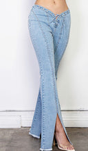Load image into Gallery viewer, Thats so 2000s Lace Up Jeans